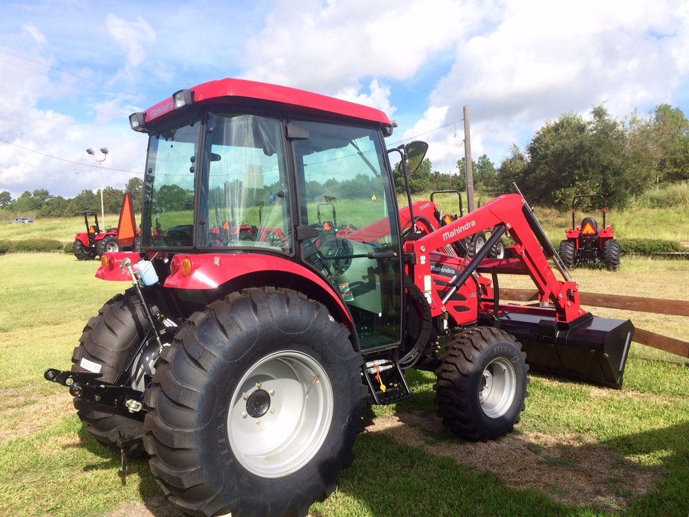 DAVID SELF TRACTOR Updated September 2024 106 Texas 124, Winnie