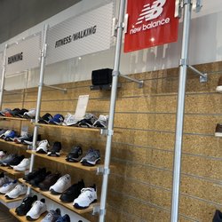 Tops Shoes - Rogers