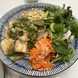 Tofu and Mushroom Noodle Bowl