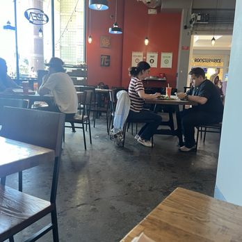 Blaze Pizza - Inside - Pizza Near Me - San Francisco, California Blaze Pizza - Inside - Pizza Near Me - San Francisco, California