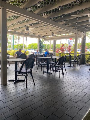 Bagel Cove Restaurant & Deli by null
