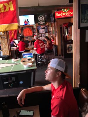 Don's Club Tavern by null