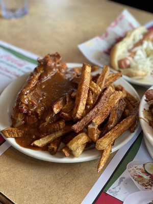 Greenspot Restaurant - Smoked Meat - Breakfast - Burgers by null