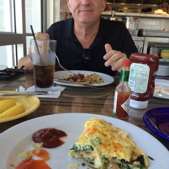 Salt Cracker Fish Camp - Seafood Near Me - Clearwater, Florida