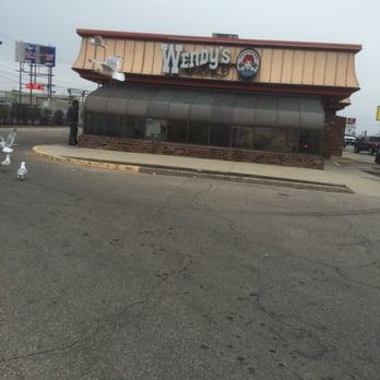 Wendy's - Your Wendy's - Burgers Near Me - Philadelphia, Pennsylvania