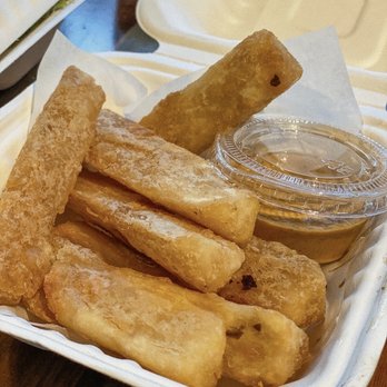 Cocina Danzon - Extra crispy Yuca fries with spicy aioli - Food Trucks Near Me Cocina Danzon - Extra crispy Yuca fries with spicy aioli - Food Trucks Near Me