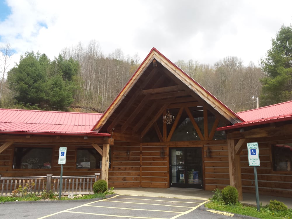 WOLF CREEK MARKET EXXON Updated August 2024 11130 US Hwy 23, Mars