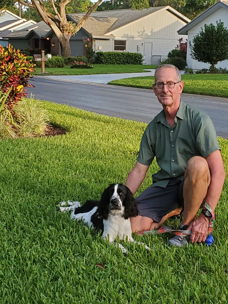YOUR PERSONAL PET SITTERS Updated June 2024 Sarasota, Florida Pet