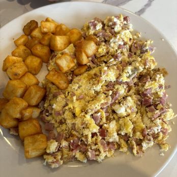 Rolo’s Bakery - Desayuno de la casa / House Special Breakfast - Colombian Near Me - Riverview, Florida