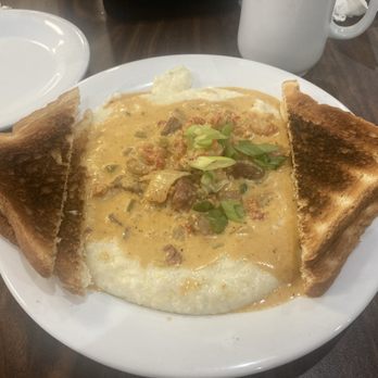 The Smoking Egg - Crawfish n Grits - Seafood Near Me - Savannah, Georgia