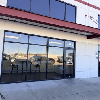 Safelite AutoGlass - Entrance - Auto Glass Services Near Me - Broken Arrow, Oklahoma
