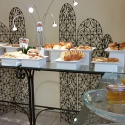 Hôtel Mercure Pont d'Avignon Centre - Breakfast buffet