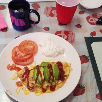 Laguna Cafe and Spirits - Cafes Near Me - Laguna Woods, California