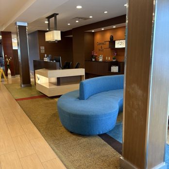Fairfield by Marriott Inn & Suites Alexandria - Lobby - Hotels Near Me - Alexandria, Virginia Fairfield by Marriott Inn & Suites Alexandria - Lobby - Hotels Near Me - Alexandria, Virginia