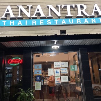 Anantra Thai Restaurant - Storefront - Thai Near Me - Canoga Park, California
