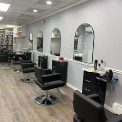 Dye & Blow Hair Salon