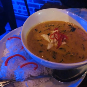 Mahaniyom - Crab curry - Cocktail Bars Near Me - Brookline, Massachusetts