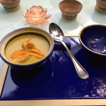 Azul - Sopa crema flor de calabaza - Mexican Near Me - México, D.F., DIF