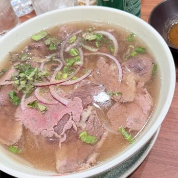 Le Soleil - Pho Bo (Beef) - Vietnamese Near Me - San Francisco, California