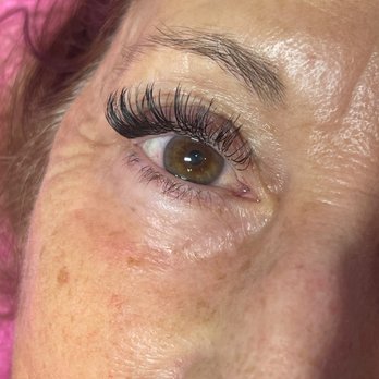 Lavish Lashes - Classic lashes - Eyelash Service Near Me - Cleveland, Ohio Lavish Lashes - Classic lashes - Eyelash Service Near Me - Cleveland, Ohio