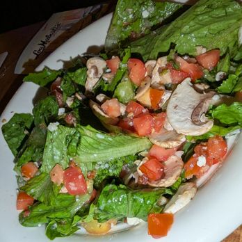 Lou Malnati's Pizzeria - Bars Near Me - Chicago, Illinois