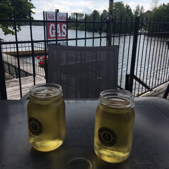 Kelly's Landing - Brickworks 1904 cider - Canadian (New) Near Me - Manotick, Ontario