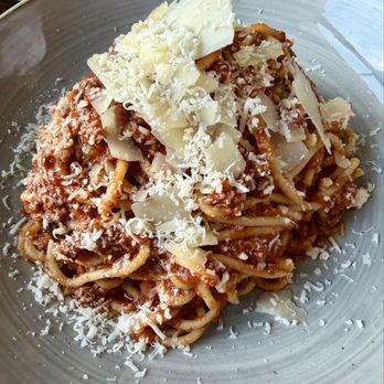 It's Italia - Spaghetti Meatball Bolognese - Italian Near Me - Half Moon Bay, California
