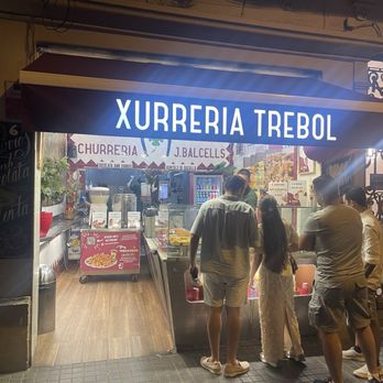 Xurreria Trebol - Desserts Near Me - Barcelona, B Xurreria Trebol - Desserts Near Me - Barcelona, B