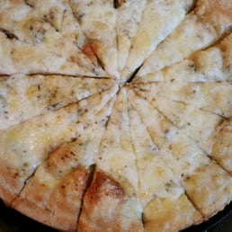 Garlic bread. Pretty decent. Garlic bread. Pretty decent.