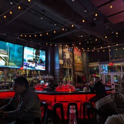 Urban Meyer's Pint House - Interior