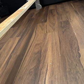 Ashley Store - No support blocks for load bearing - Furniture Stores Near Me - San Antonio, Texas