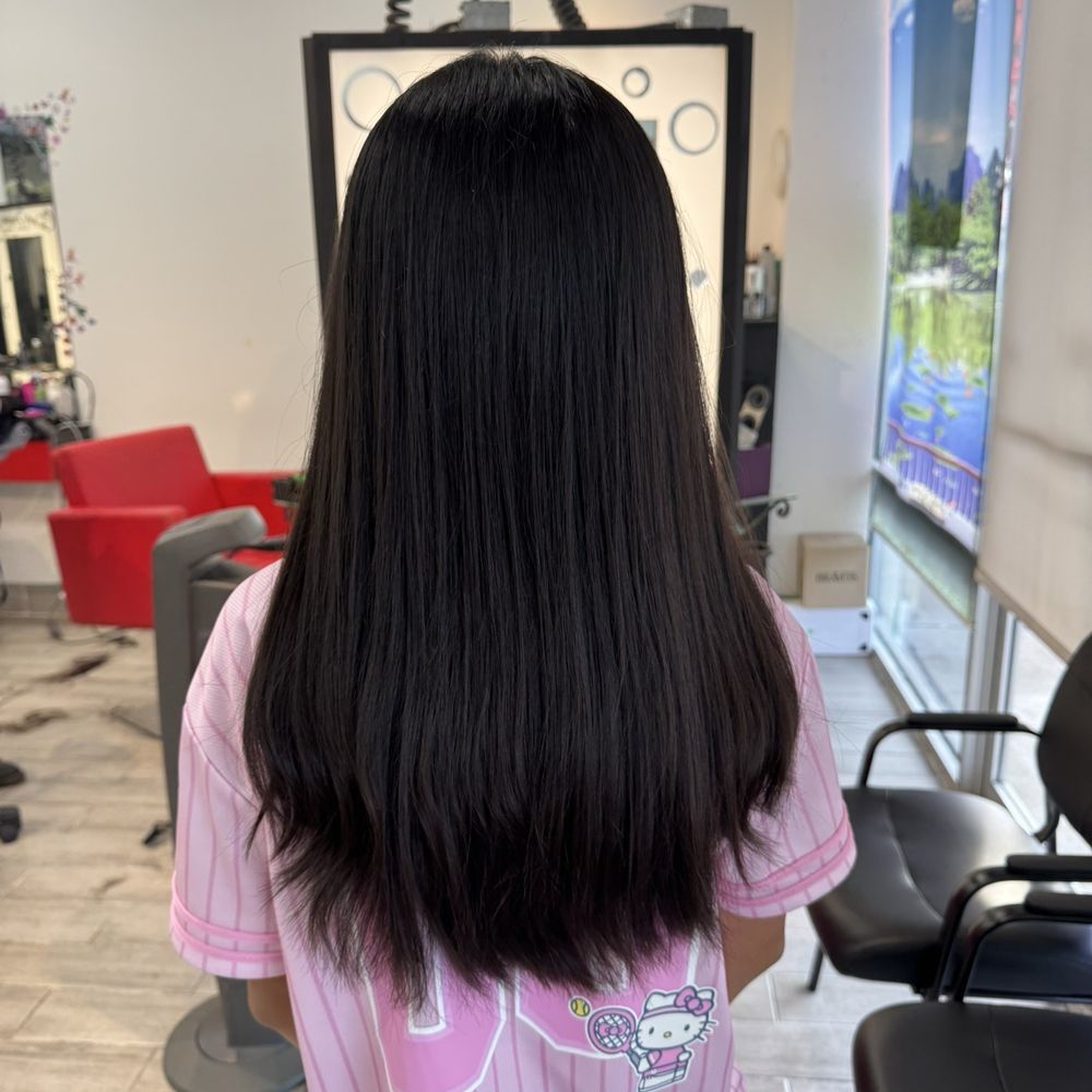 Susan Hair Styling - AFTER - uneven & thin in some areas - Hair Salons Near Me - Houston, Texas Susan Hair Styling - AFTER - uneven & thin in some areas - Hair Salons Near Me - Houston, Texas