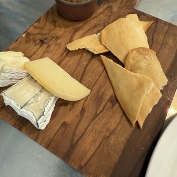 Ad Hoc & Addendum - Cheeseboard - New American Near Me - Yountville, California