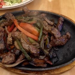 Mi California - Steak fajitas
