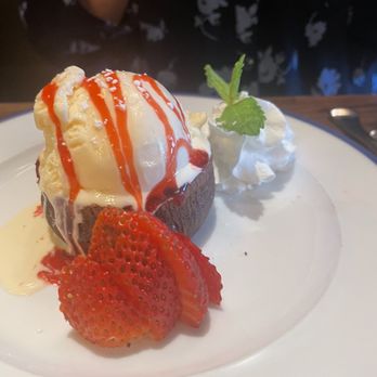 Trapeze Restaurant - Italian Near Me - Burlingame, California Trapeze Restaurant - Italian Near Me - Burlingame, California