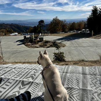 SkyPark Camp + RV Resort - RV Parks Near Me - Skyforest, California