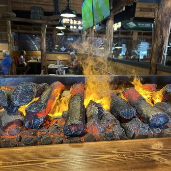 Montana's - Fireplace - Comfort Food Near Me - Belleville, Ontario Montana's - Fireplace - Comfort Food Near Me - Belleville, Ontario