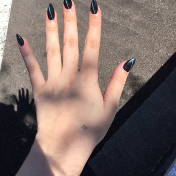 Tiffany Nails & Spa - Nail Salons Near Me - Lake Oswego, Oregon