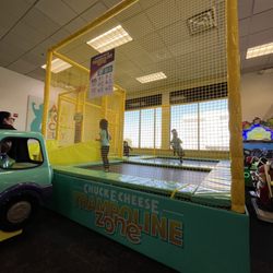 Chuck E. Cheese