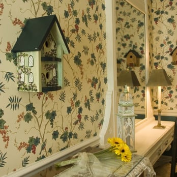 Beech Tree Inn - bird's nest - Bed & Breakfast Near Me - Brookline, Massachusetts