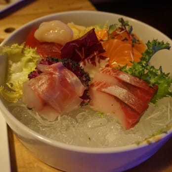 Saku Sushi - Chef Special Sashimi (Half Size) - Sushi Bars Near Me - Toronto, Ontario