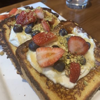 Stax Cafe - Honey ricotta French toast - Breakfast & Brunch Near Me - Chicago, Illinois