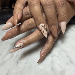 Kayti Nails & Spa - Gel X extension by Vanessa