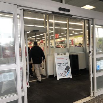 Staples - Outside entrance - Shipping Centers Near Me - Westbury, New York Staples - Outside entrance - Shipping Centers Near Me - Westbury, New York