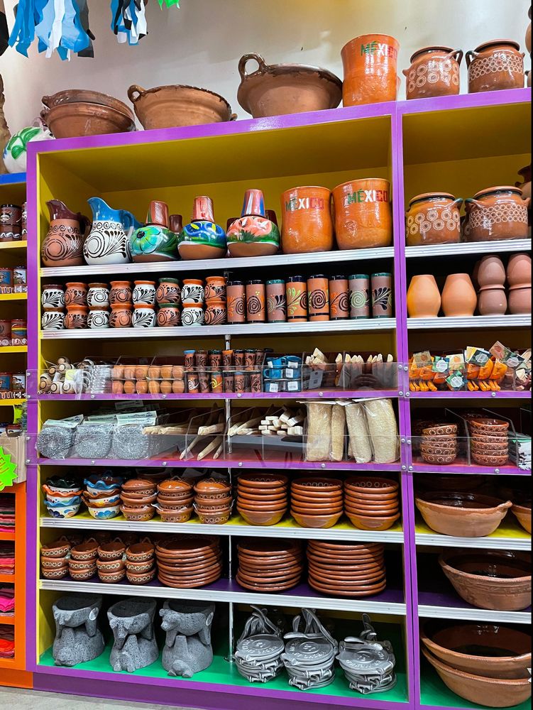 F&L PINATAS Y MAS Updated September 2024 32 Photos & 17 Reviews