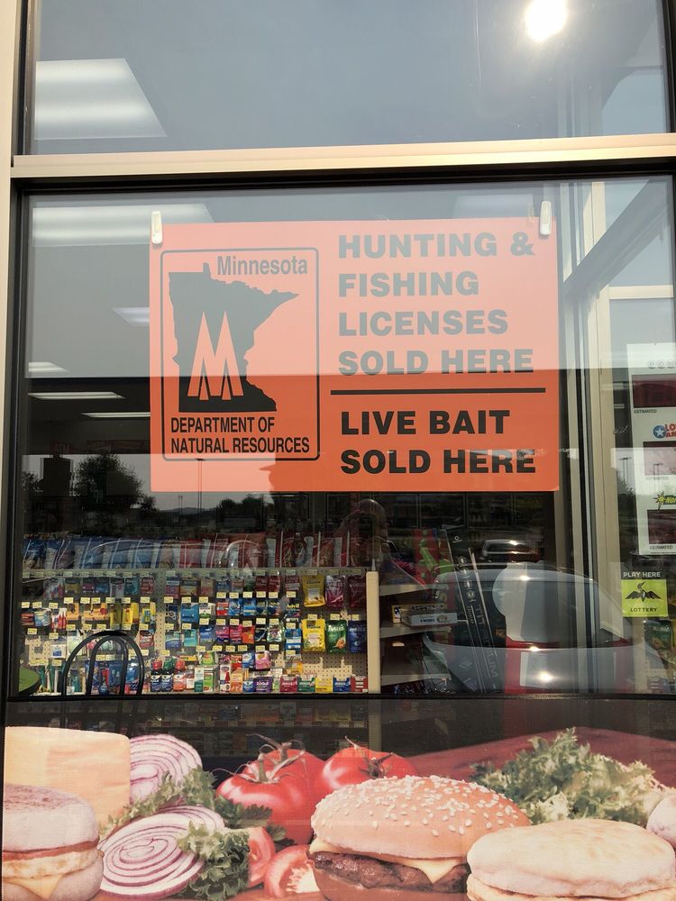 HOLIDAY STATIONSTORES 6921 Pine Arbor Dr, Cottage Grove, Minnesota