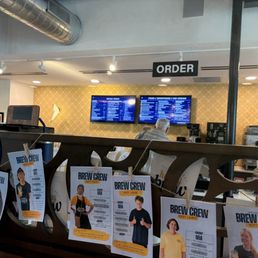 The crew and the ordering desk