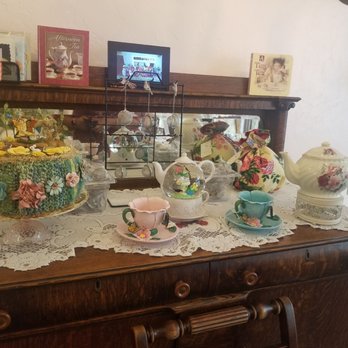Enchanted Rose Tea Parlour - Love their decorations - Coffee & Tea Near Me - San Dimas, California Enchanted Rose Tea Parlour - Love their decorations - Coffee & Tea Near Me - San Dimas, California