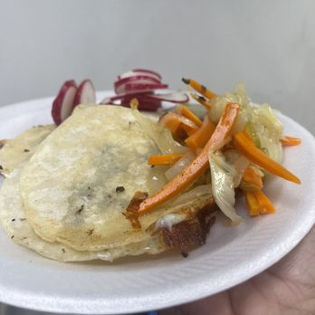 Lorena's Pupusas - Ricas mulitas mmmmm - Caterers Near Me - Los Angeles, California Lorena's Pupusas - Ricas mulitas mmmmm - Caterers Near Me - Los Angeles, California