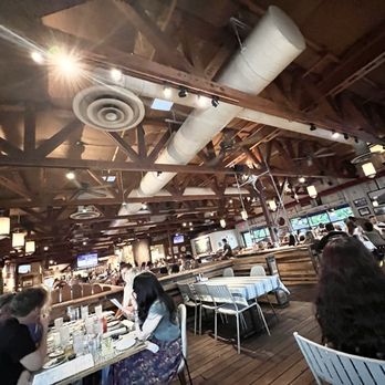 Pismo's Coastal Grill - Inside - Seafood Near Me - Fresno, California Pismo's Coastal Grill - Inside - Seafood Near Me - Fresno, California
